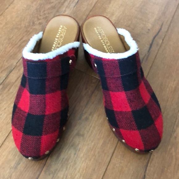 AEROSOLES Shoes - Aerosoles red/black flannel heeled mules